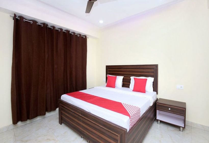 Oyo 13769 Home Spacious 3bhk Kasauli 18