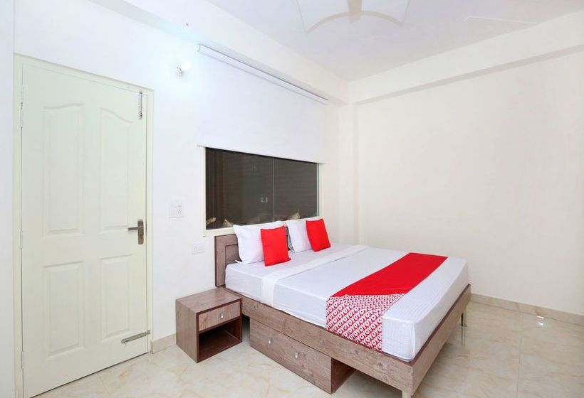 Oyo 13769 Home Spacious 3bhk Kasauli 6