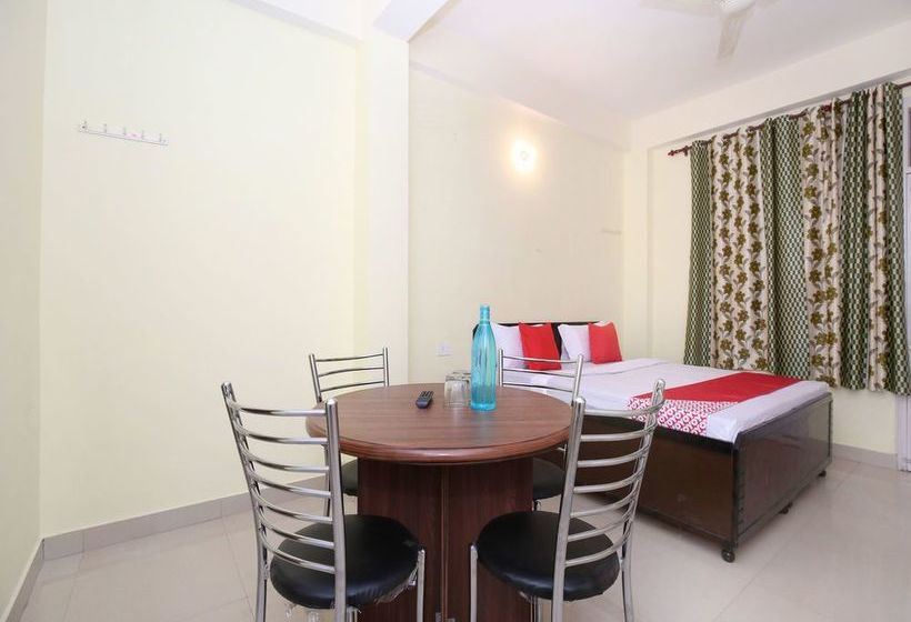 Pension Oyo 13804 Home Naphey Singh 12