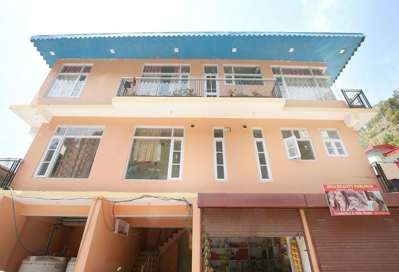 Pension Oyo 13804 Home Naphey Singh 17