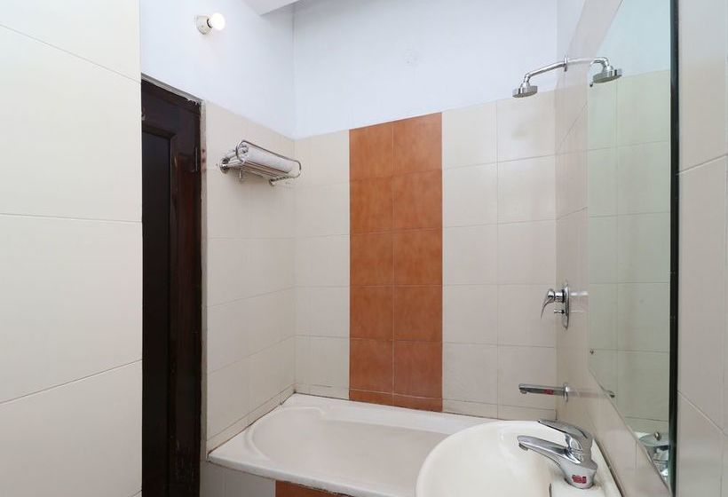 Hotel Oyo 13161 King S Palace 17