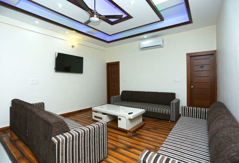 Hotel The Grand Alova 4