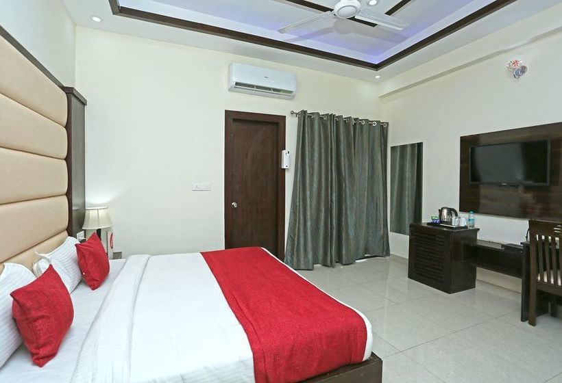 Hotel The Grand Alova 8