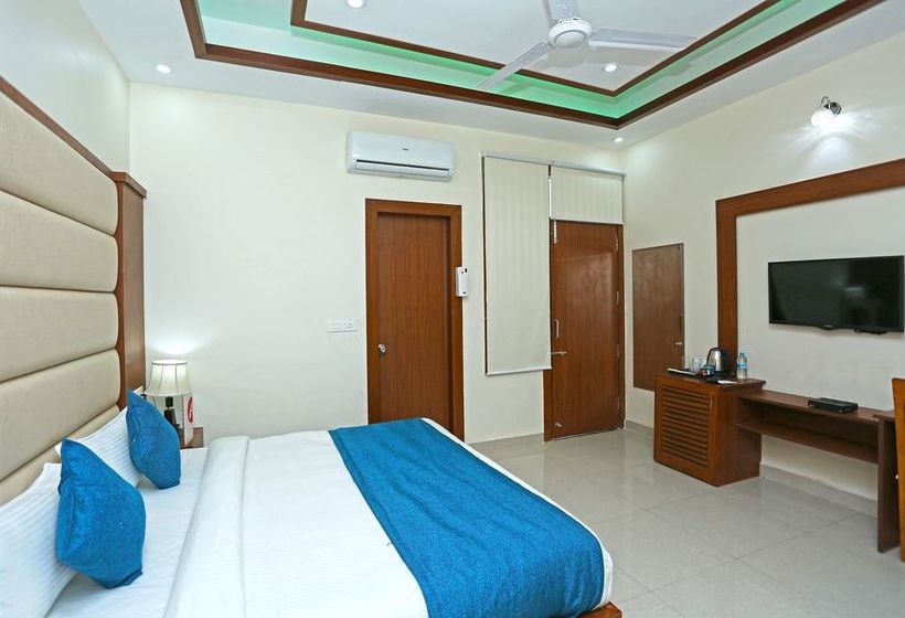 Hotel The Grand Alova 9