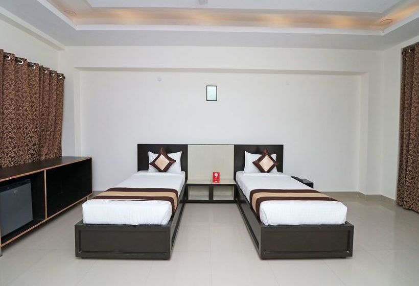 Oyo 12230 Hotel Mvm Inn And Restro 11