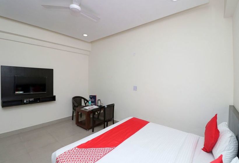 Oyo 12230 Hotel Mvm Inn And Restro 4