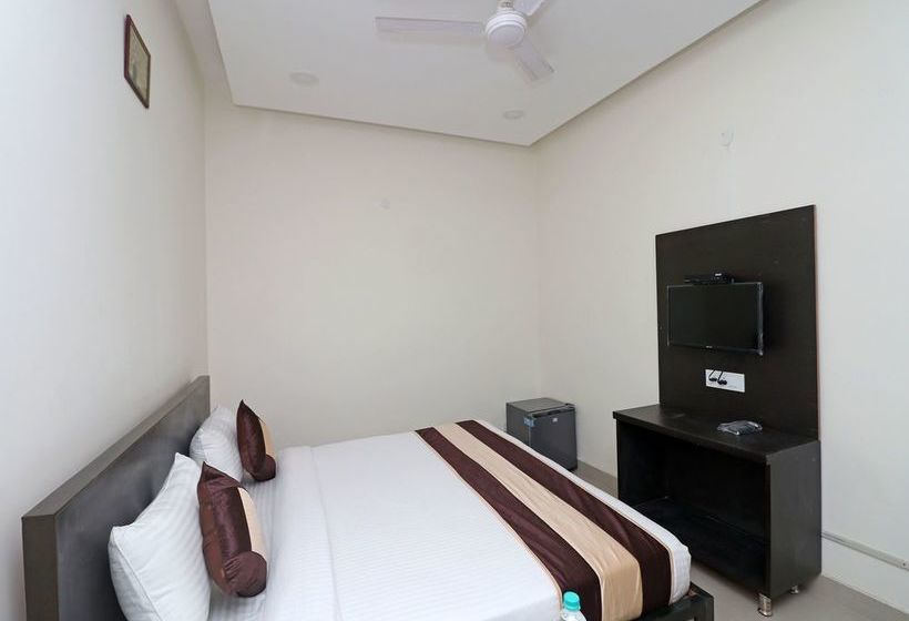 Oyo 12230 Hotel Mvm Inn And Restro 5