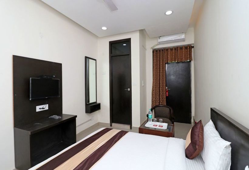 Oyo 12230 Hotel Mvm Inn And Restro 8