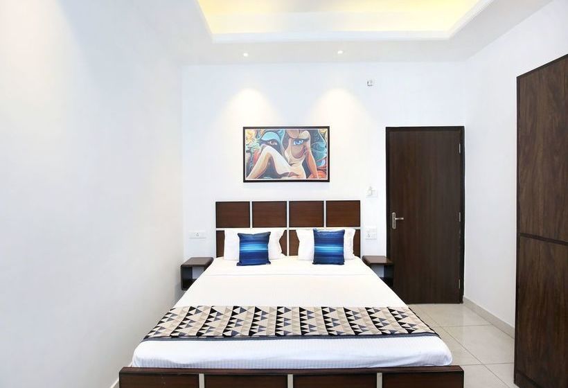 Hotel Oyo 13307 Home Modern Stay Shoghi 5