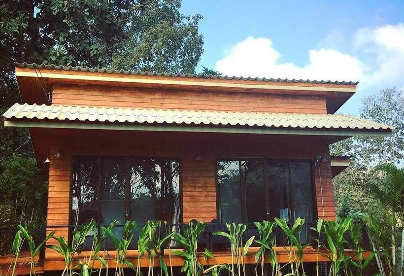 Hotel Mae On Hug Night Resort 11