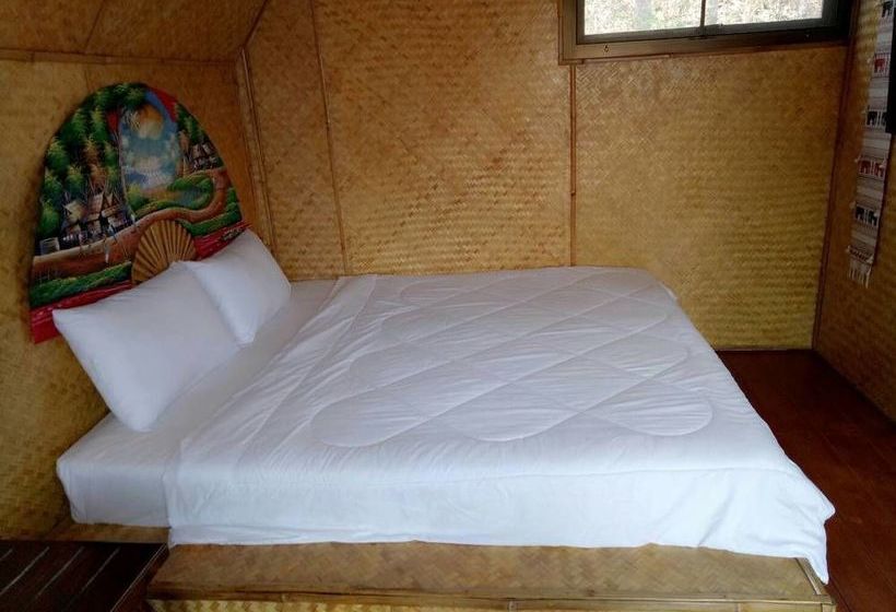 Hotel Mae On Hug Night Resort 4