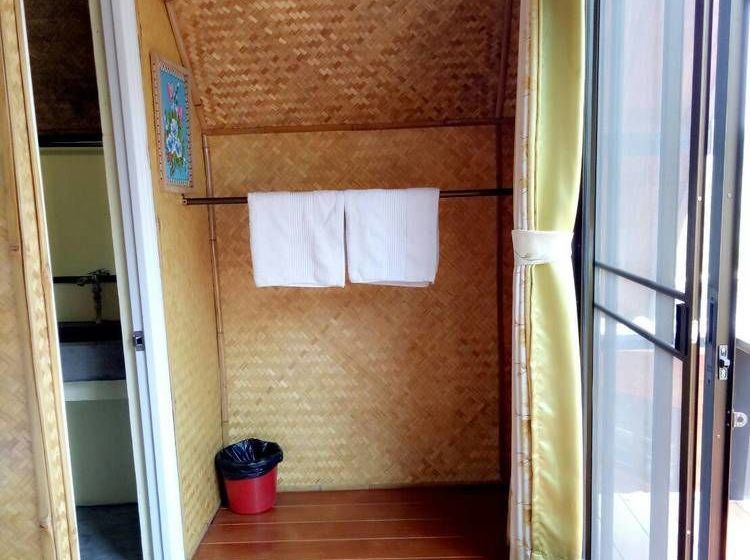 Hotel Mae On Hug Night Resort 6