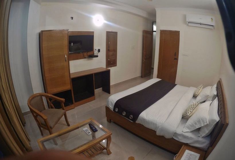 Hotel Grace Gangaby Nature Care Village 13