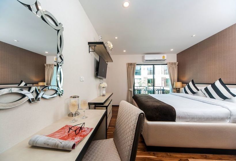 The Title Kr Beach Condotel Rawai Phuket 14