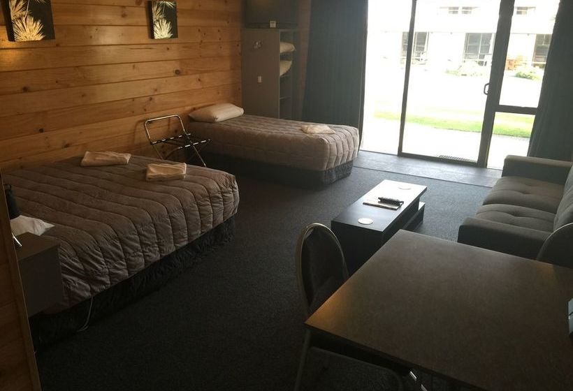 Greymouth Motels & Seaview Apartments 2