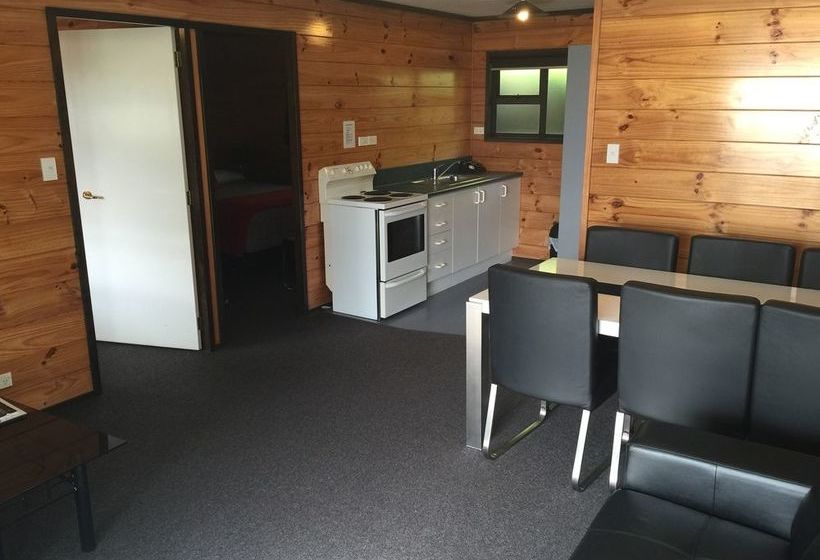 Greymouth Motels & Seaview Apartments 6