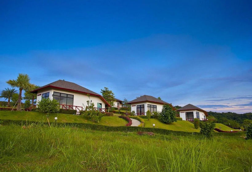 Hotel Chantara Valley Resort 11