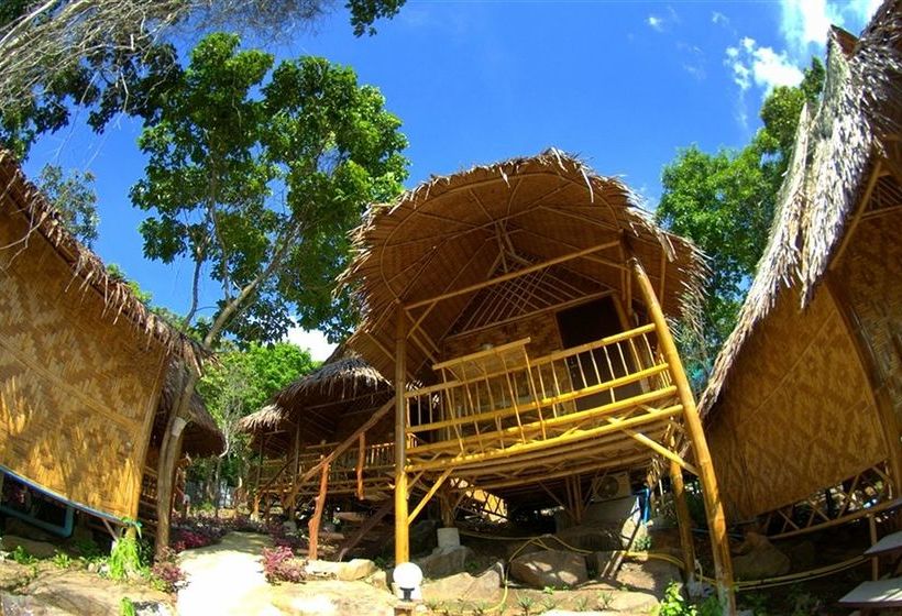 Hotel Phi Phi Hill Bamboo Bungalow 11