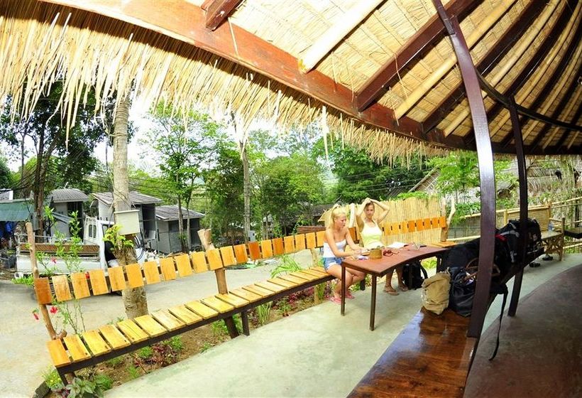 Hotel Phi Phi Hill Bamboo Bungalow 3