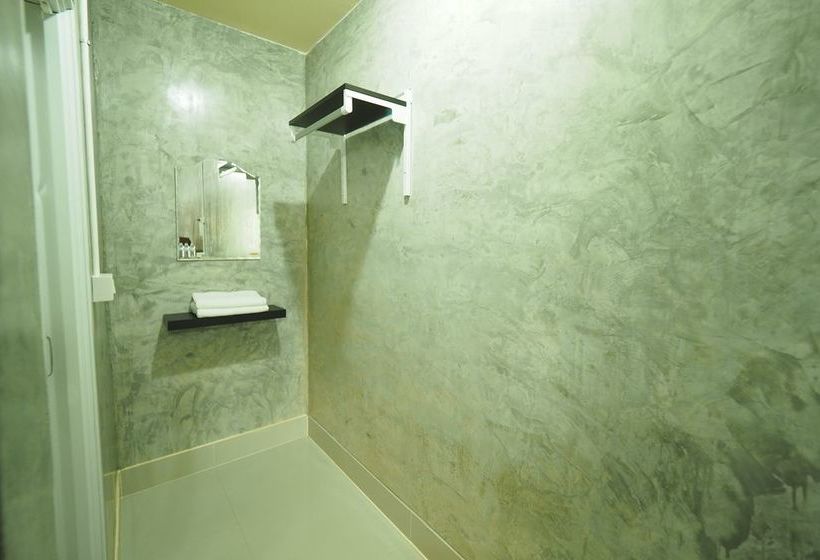 Pension Navy Sisatchanalai 11