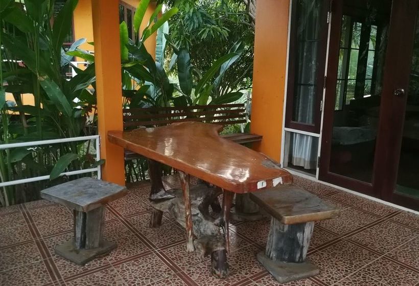 Hotel Ingkamol Homestay 11