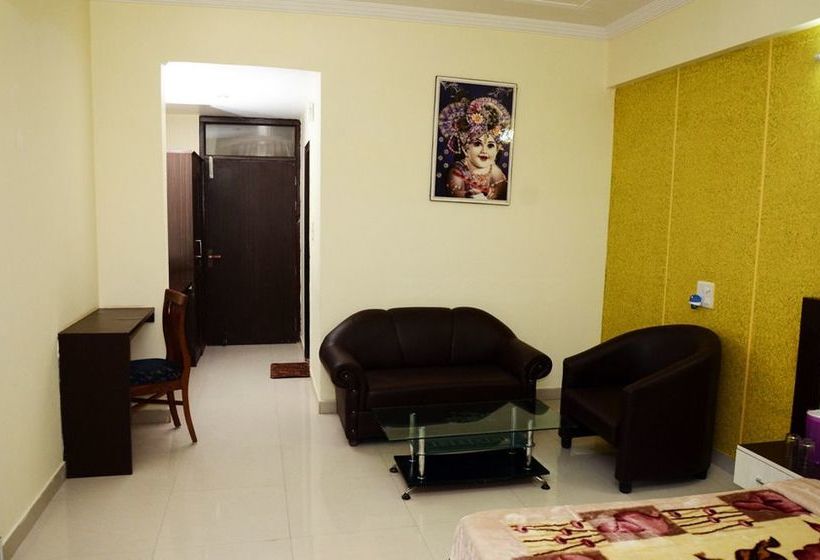 Hotel Krishna International 8