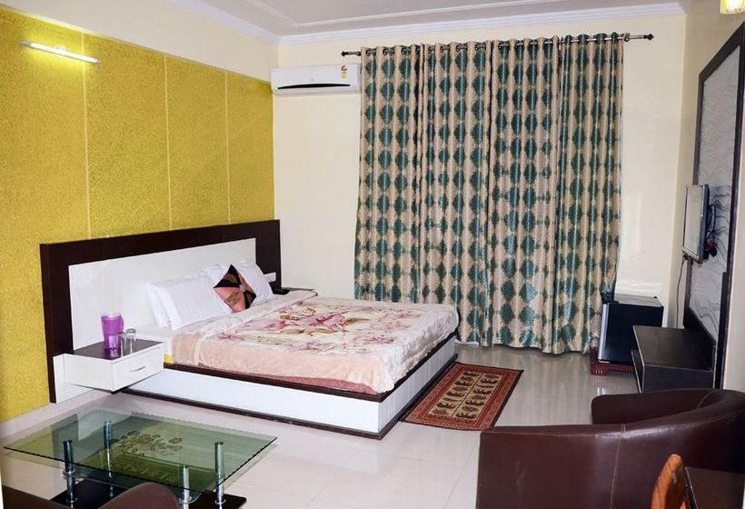 Hotel Krishna International 9