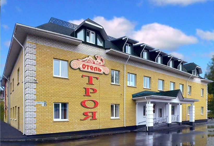 Hotel Troya
