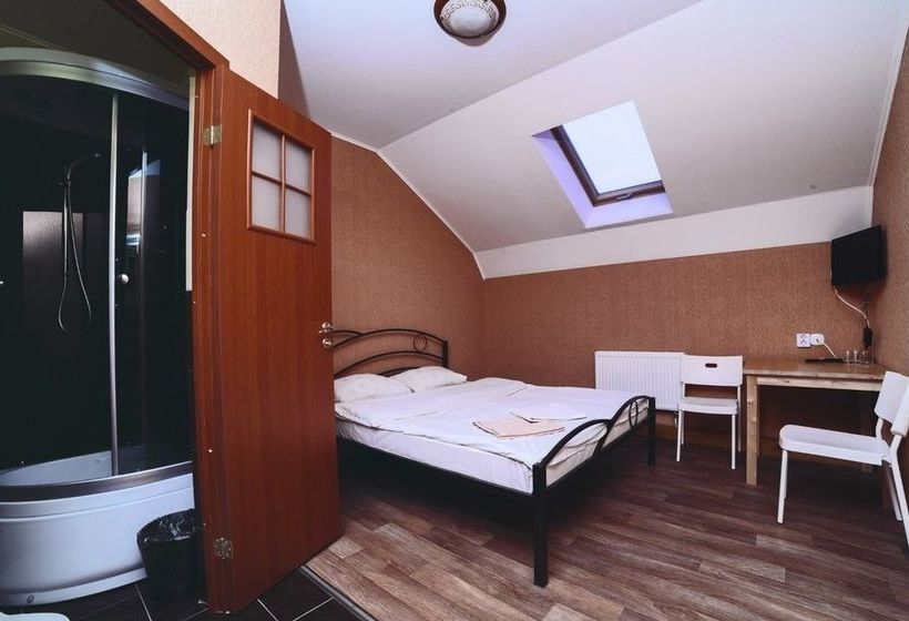 Country Hotel Hvoinyi 13