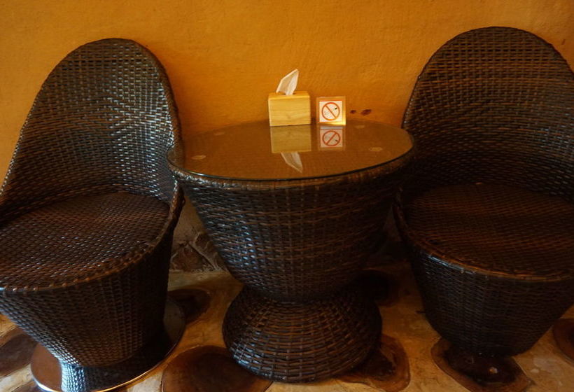 Hotel Baandin Wangnaamkeaw 20