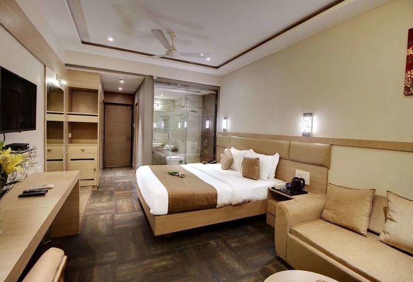 Hotel De Grand Riviera 10