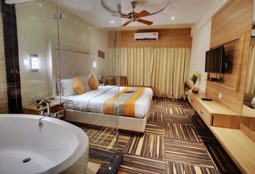 Hotel De Grand Riviera 8