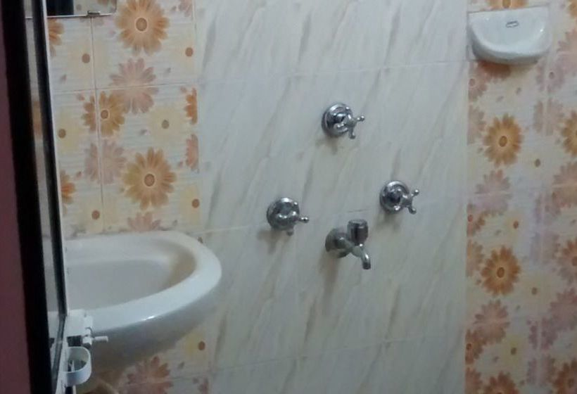 Pension Daffodils Guest House 13