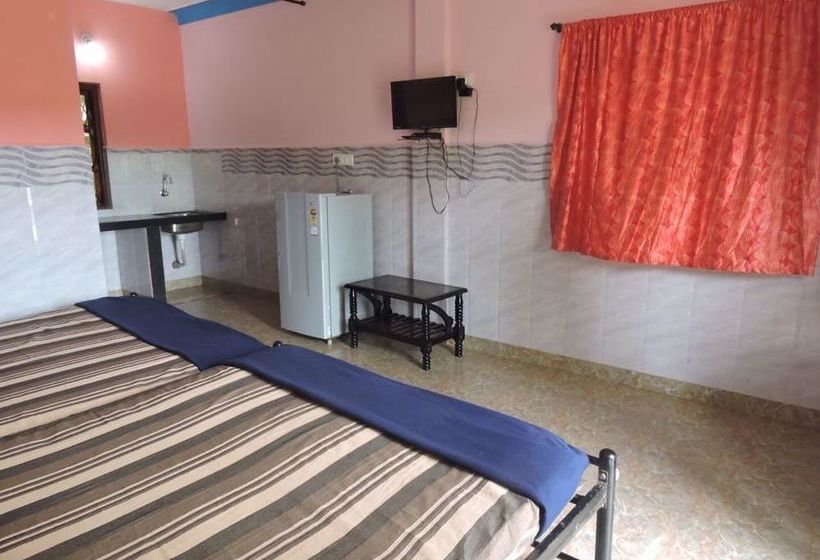 Pension Monica Guest House 12