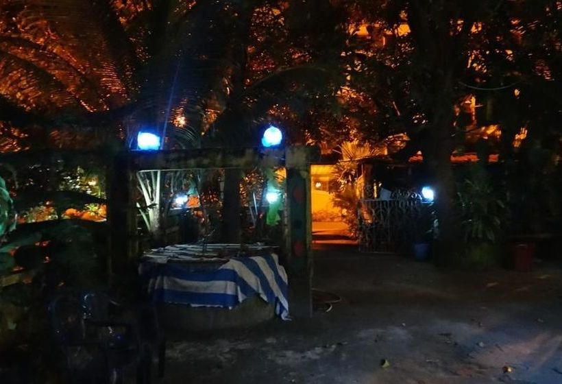 Prachi Holidays Home 14