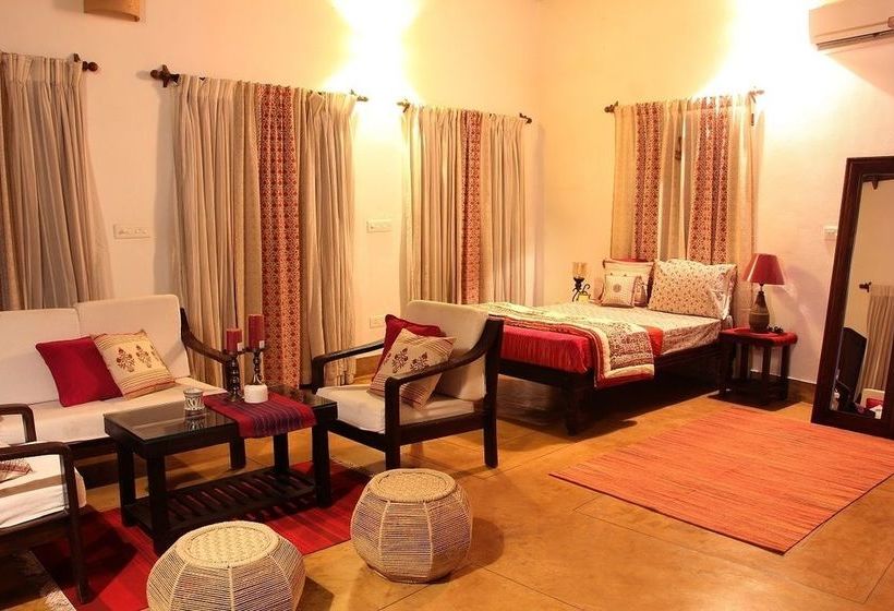 5am Somewhere - Villa Pinhero 3