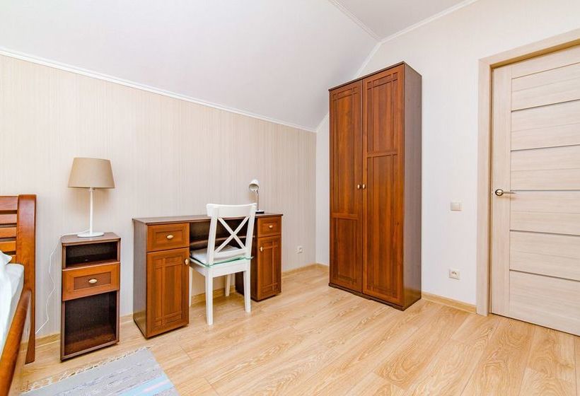 Zvenigorod Cottage Sadovaya 10