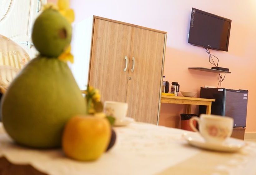 Pension (Hôtel basse catégorie) Delta House 2