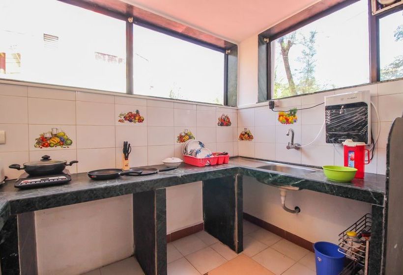 Oyo 10401 Home 4bhk Villa Assagaon 17