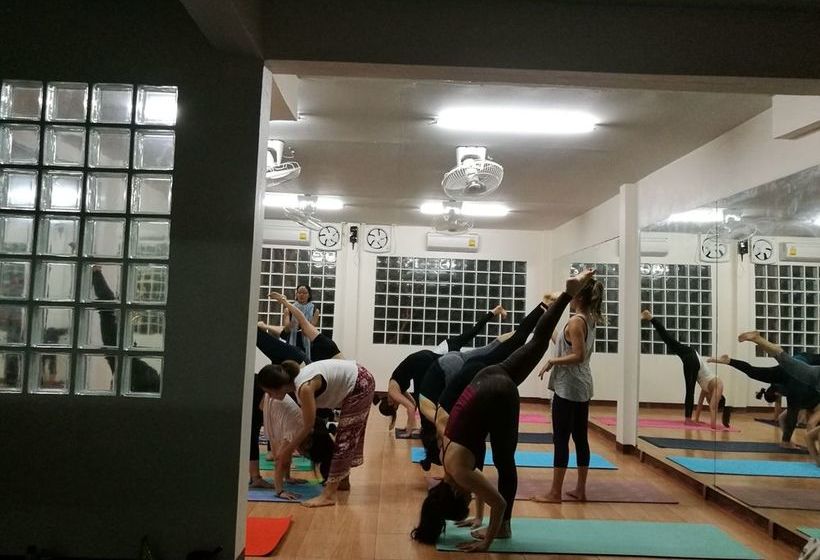Pension Flow Yoga Cnx House 20