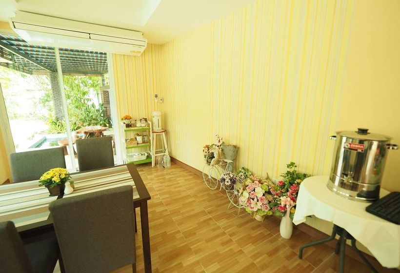 Pension Leelawadee Srisatchanalai 2