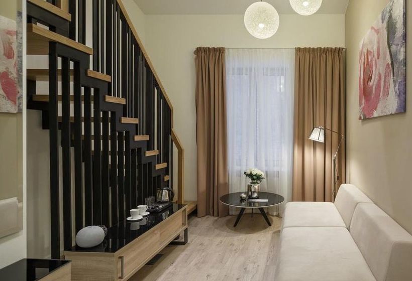 Hotel First Line Health Care Resort