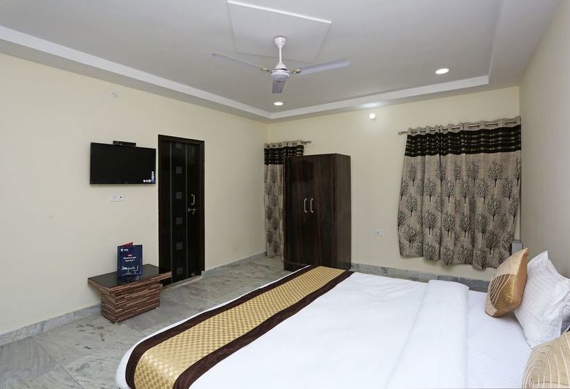 Hotel Shree Krishna Spiritual Stay 13