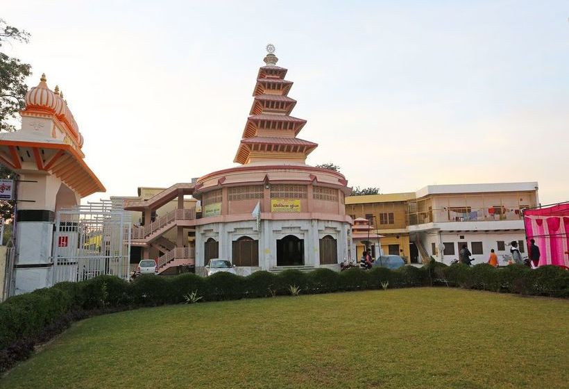 Hotel Shree Krishna Spiritual Stay 16