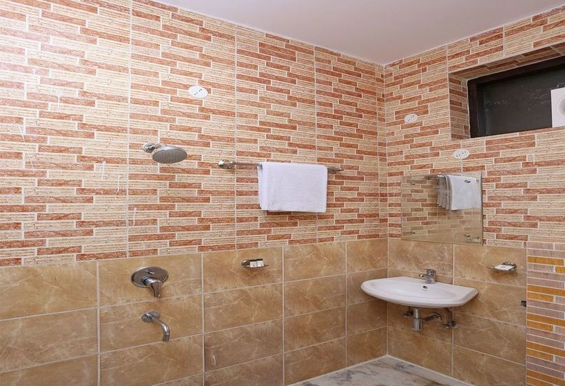 Hotel Shree Krishna Spiritual Stay 7