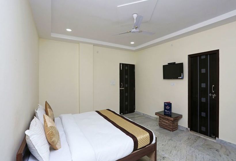 Hotel Shree Krishna Spiritual Stay 8