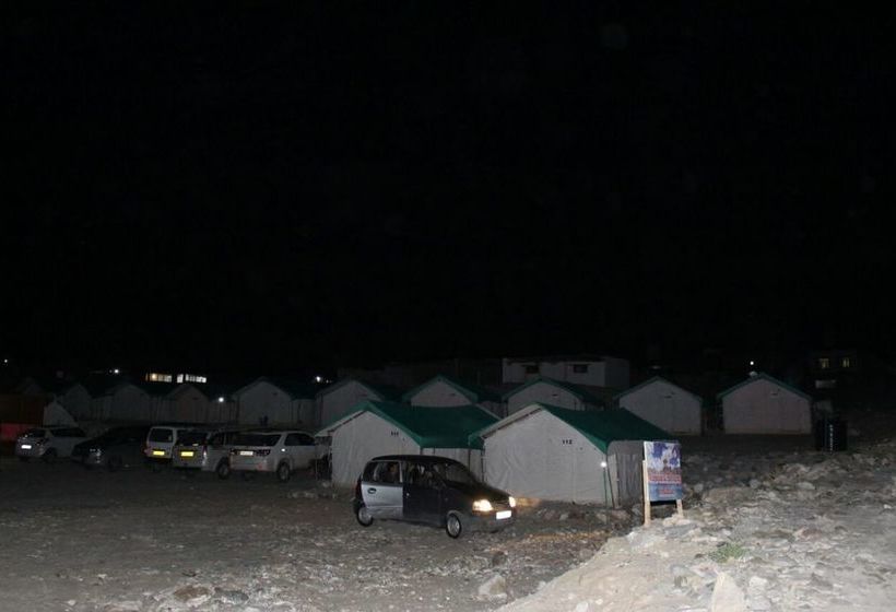 Hotel Auspicious Camp & Cottages Spangmik Jammu y Cachemira