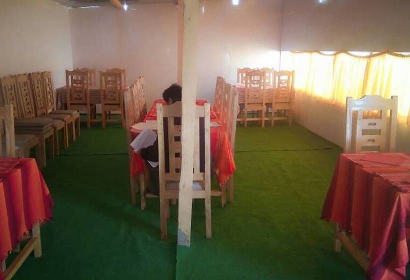 Hotel Auspicious Camp & Cottages 7