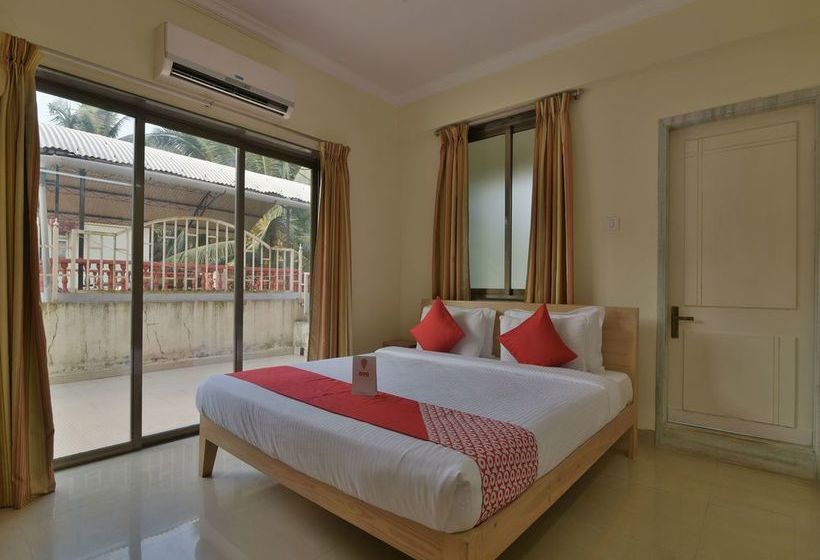 Hotel Pramila Court 14