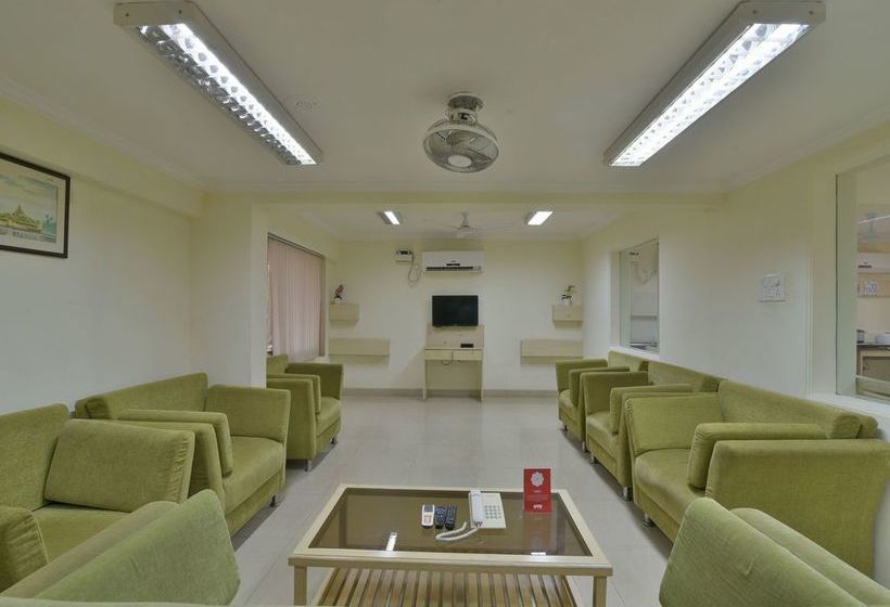 Hotel Pramila Court 2